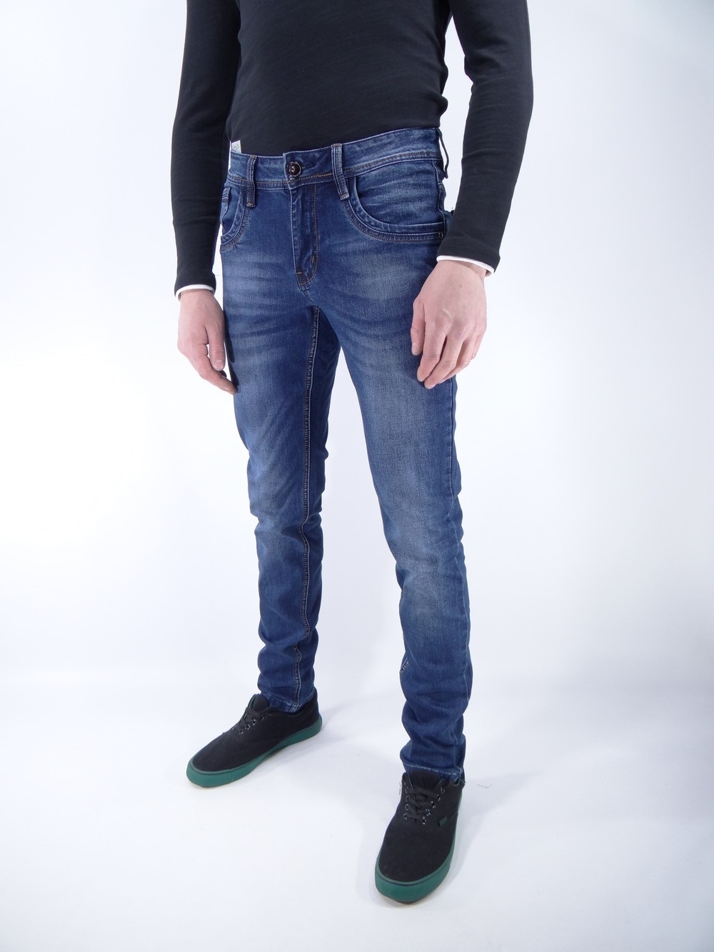Джинсы Fangsida